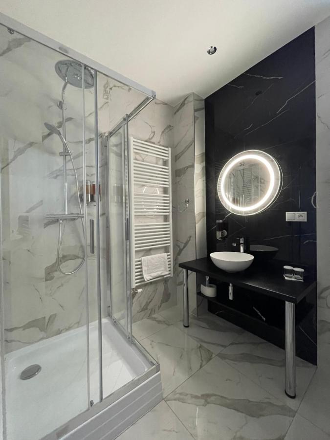 Typton Hotel&Spa Medzilaborce 외부 사진
