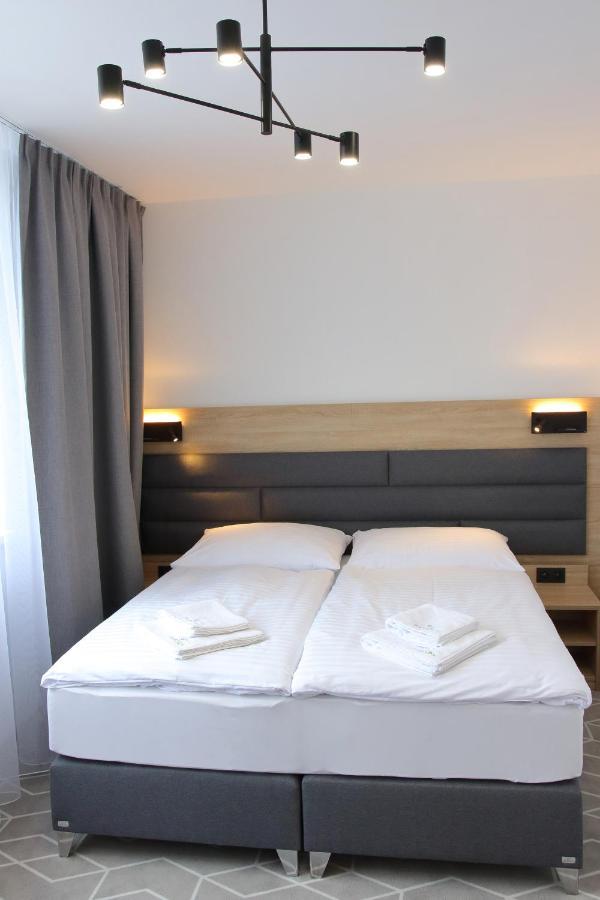 Typton Hotel&Spa Medzilaborce 외부 사진